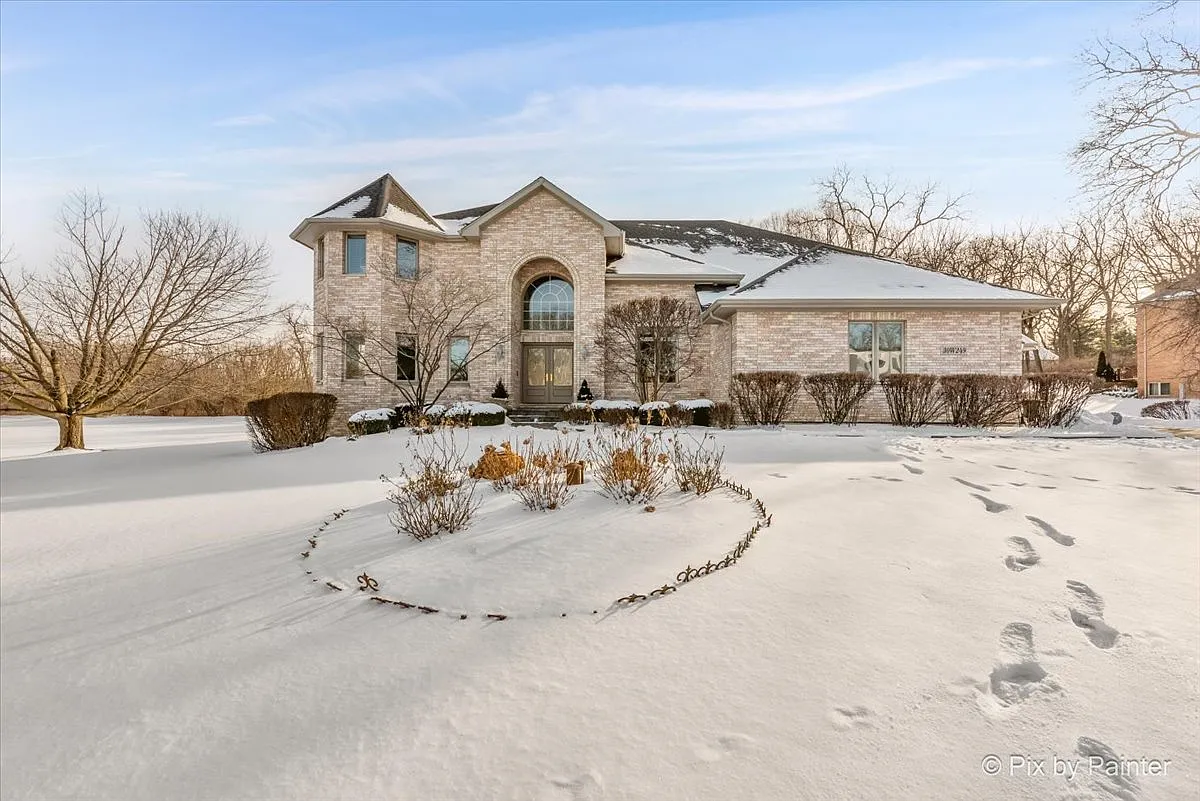30W249 Maple Tree Ln photo 1