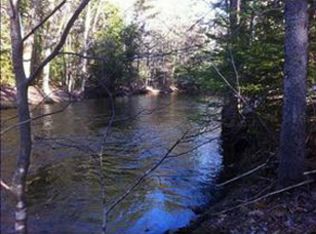 4 Hanscom Farm Ln, Lebanon, ME 04027