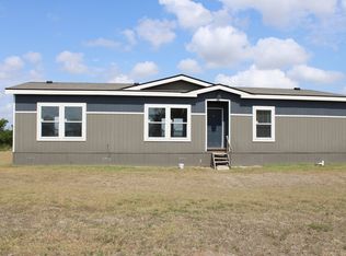 1004 Casa Blanca Dr, Sinton, TX 78387