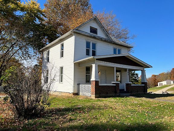 2nd image of 701 Highland Ave