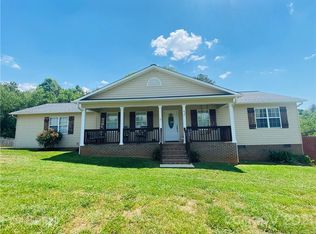 432 Brook Hollow Ln, Taylorsville, NC 28681