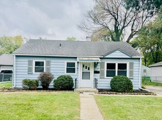 29 Walnut Pkwy, Crown Point, IN 46307