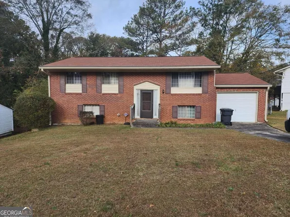 1417 Pineglen Dr, Riverdale, GA 30296
