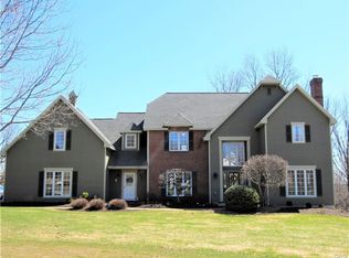 8556 Lamp Post Cir, Manlius, NY 13104