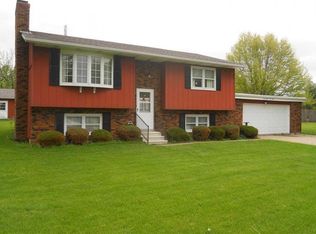 28220 Woodside Dr, Rock Falls, IL 61071