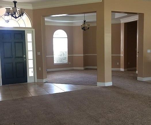 4th image of 1384 Eagle Crossing Dr