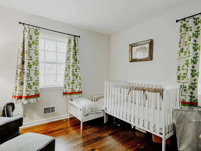 1496 Woodland Ave SE — Photo 10
