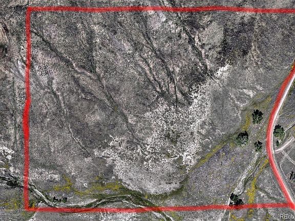 2nd image of Fiddleback Ranch Road