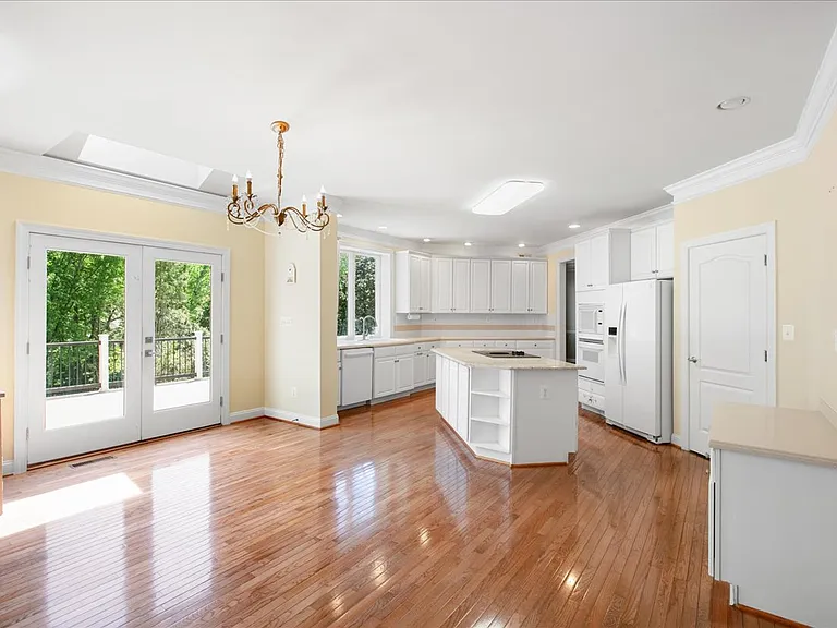 10243 Brittenford Dr — Photo 19