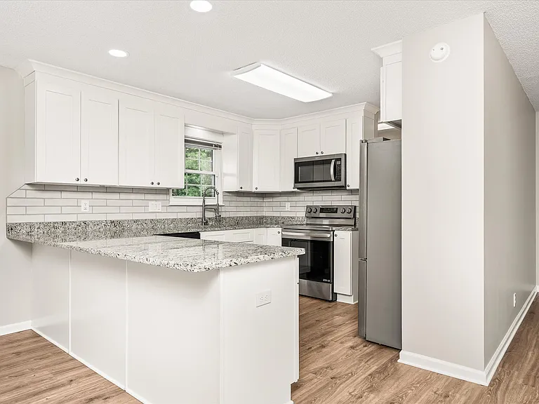 150 Pomeroy Dr — Photo 34
