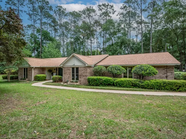 5700 Verlaine Ct, Tallahassee, FL 32308