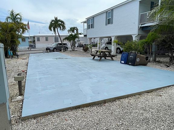 4th image of 701 Spanish Main Dr #396