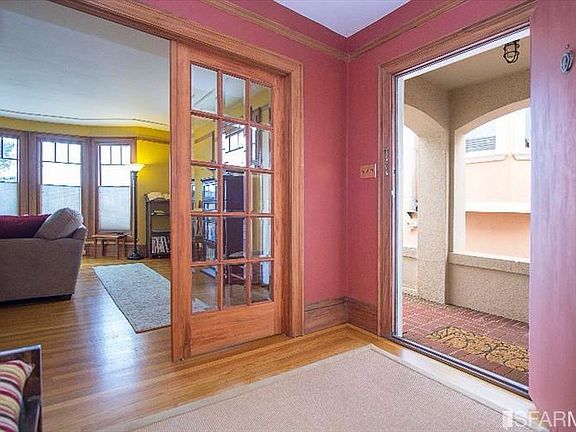 3rd image of 207 Claremont Blvd