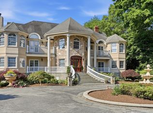 72 Charlemont St, Newton, MA 02461