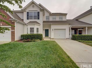 10702 Pendragon Pl, Raleigh, NC 27614