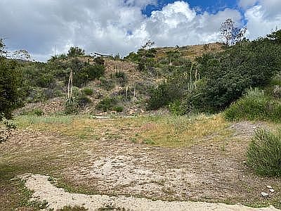 2nd image of 30562 Hunky Dory Ln