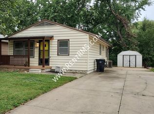 3721 SE Humboldt St, Topeka, KS 66609