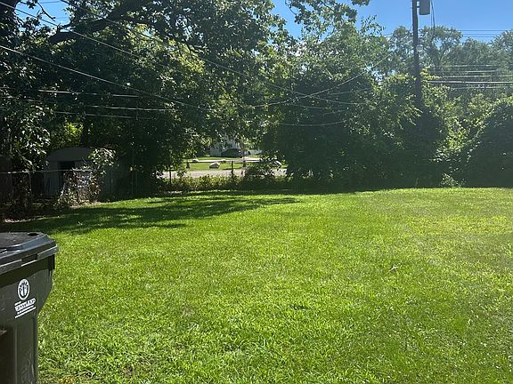 3rd image of 2395 Ackley Ave