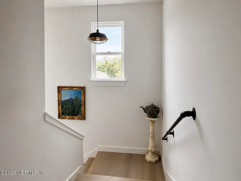 1200 N Clay St — Photo 28