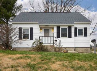 2100 L St SW, Cedar Rapids, IA 52404