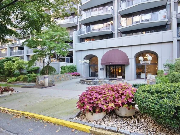15 Stewart Place #6B, White Plains, NY 10603
