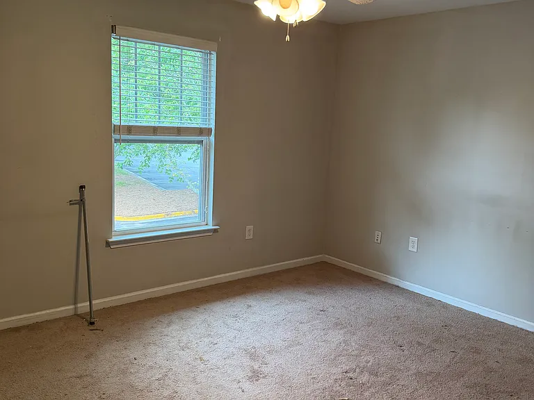490 Barnett Shoals Rd #413 — Photo 11
