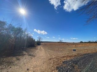 77 Whispering Way, Saint Matthews, SC 29135