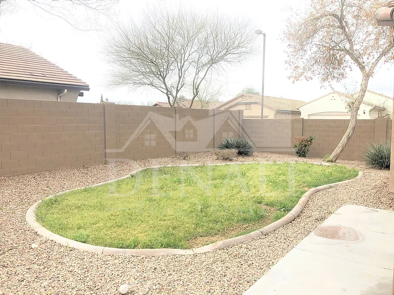7347 W Millerton Way — Photo 13