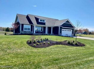 9414 Jack Pine Dr, West Olive, MI 49460