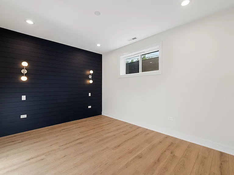 6340 S Drexel Ave #3 — Photo 21