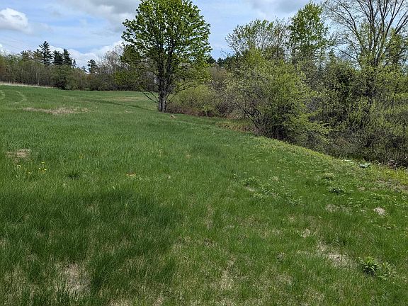 3rd image of 34 Boyce Road