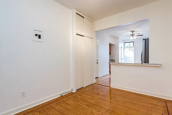 Rented by Nooklyn NYC LLC | media 35
