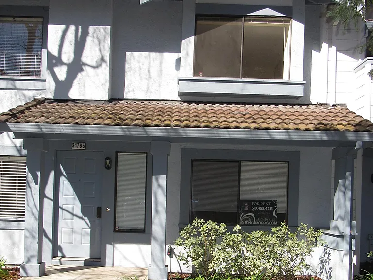 34765 Hemet Cmn — Photo 3