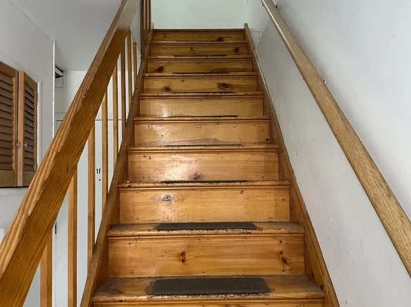 372-74 Summit Avenue image 25 of 46