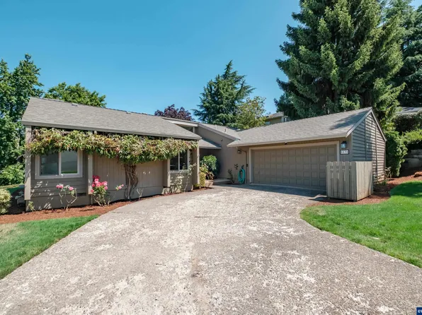 5130 Hill Villa Ct S, Salem, OR 97306