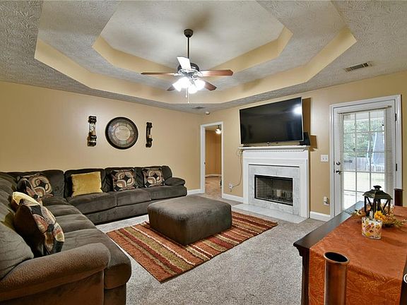 5th image of 951 Lee Road 213