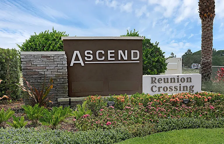 Reunion Crossing Townhomes — Photo 45