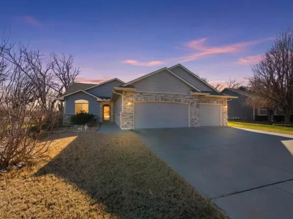 15609 E Rosewood St, Wichita, KS 67230