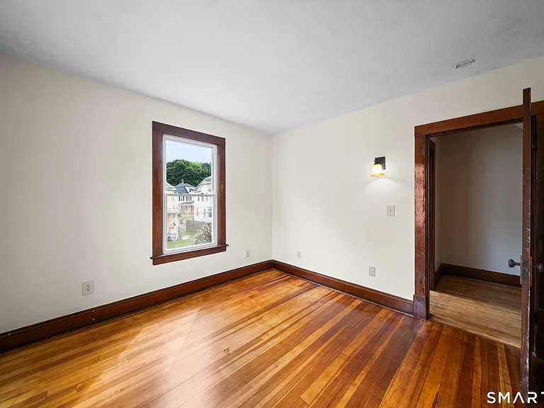 44 Bigelow Ave — Photo 27
