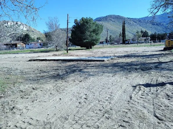 16852 Scodie Canyon Rd, Onyx, CA 93255