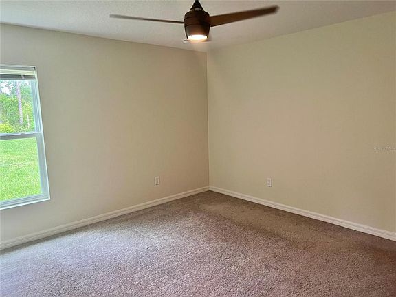 5th image of 17 Reidel Ln