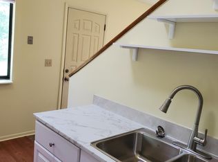 9427 SW Greenville Rd, Greenville, MI 48838