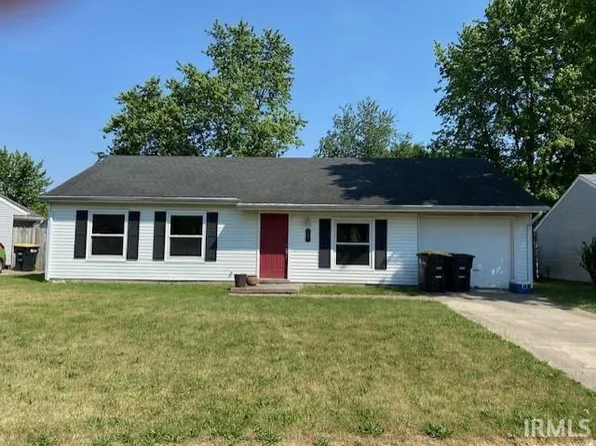 721 Clifty Falls Ln, Dayton, IN 47941