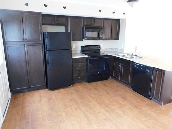4th image of 820 Professional Park Dr