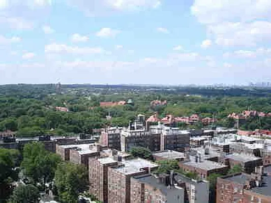 Rented by Takashi Yoneta, LREB | media 22