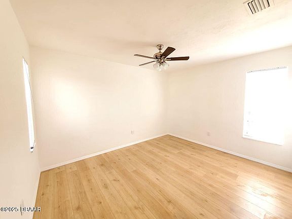 5th image of 846 State Ave