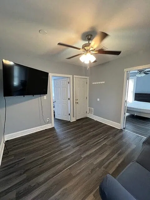 1611 East Fayette St - Apt 2 — Photo 3