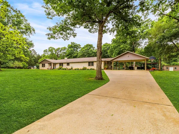 403 Lost Lake Trl, Livingston, TX 77351