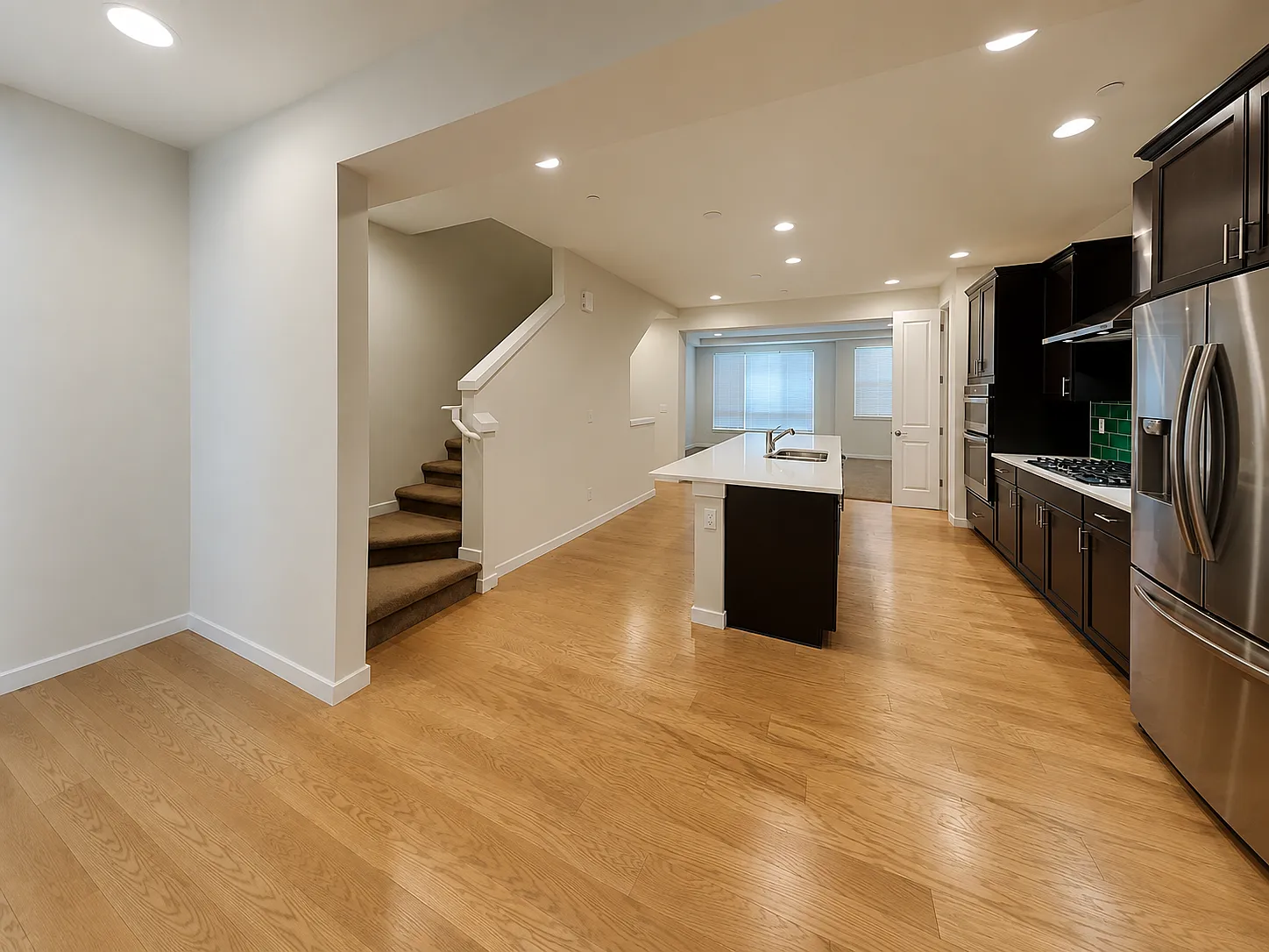 3 bed, 1801 sqft, $3,499 — Photo 2
