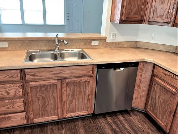 3rd image of 1212 Gardenia Cir